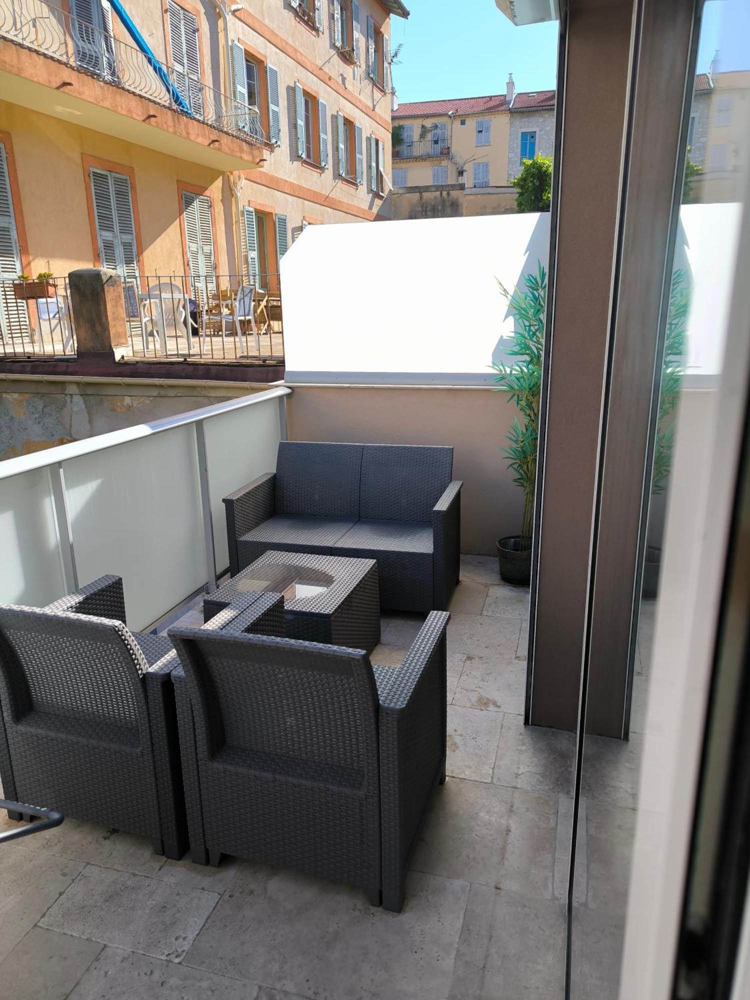 Studio Cozy Avec Terrasse N12 Nice Exterior photo